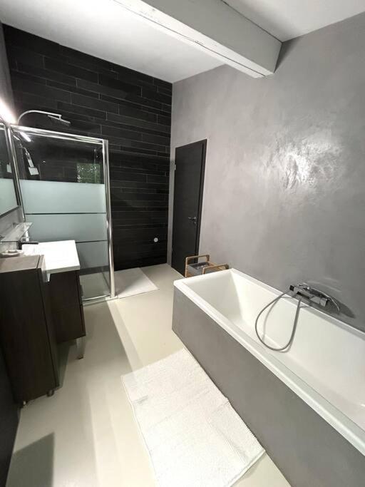 Superbe Maison Avec Jacuzzi Ventabren 외부 사진