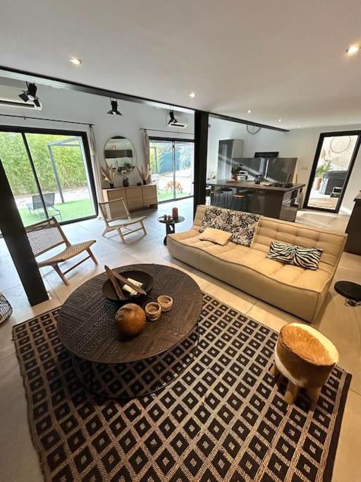 Superbe Maison Avec Jacuzzi Ventabren 외부 사진